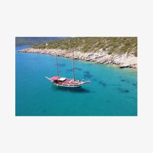 Private Sunset Boat Tour in Bodrum With Dinner (Fun for Four Package)